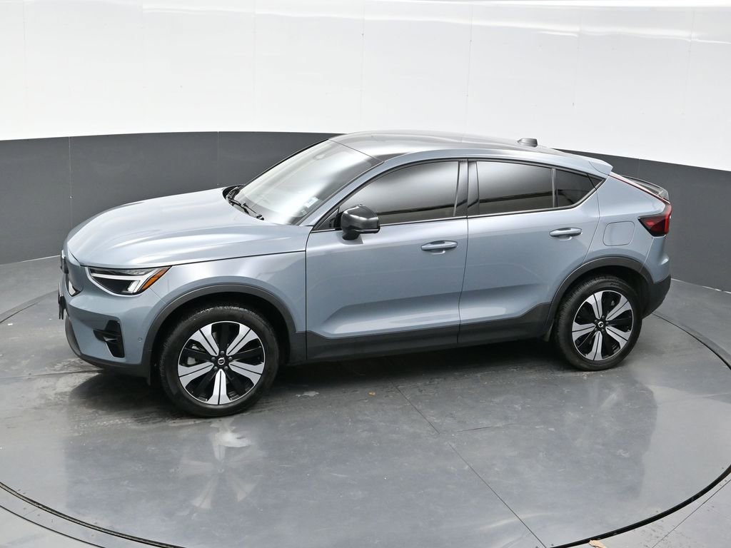 Used 2023 Volvo C40 P8 Recharge Plus image 31