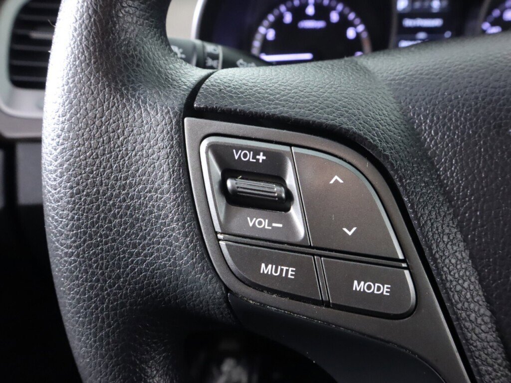 Used 2018 Hyundai Santa Fe Sport AWD/4WD image 13