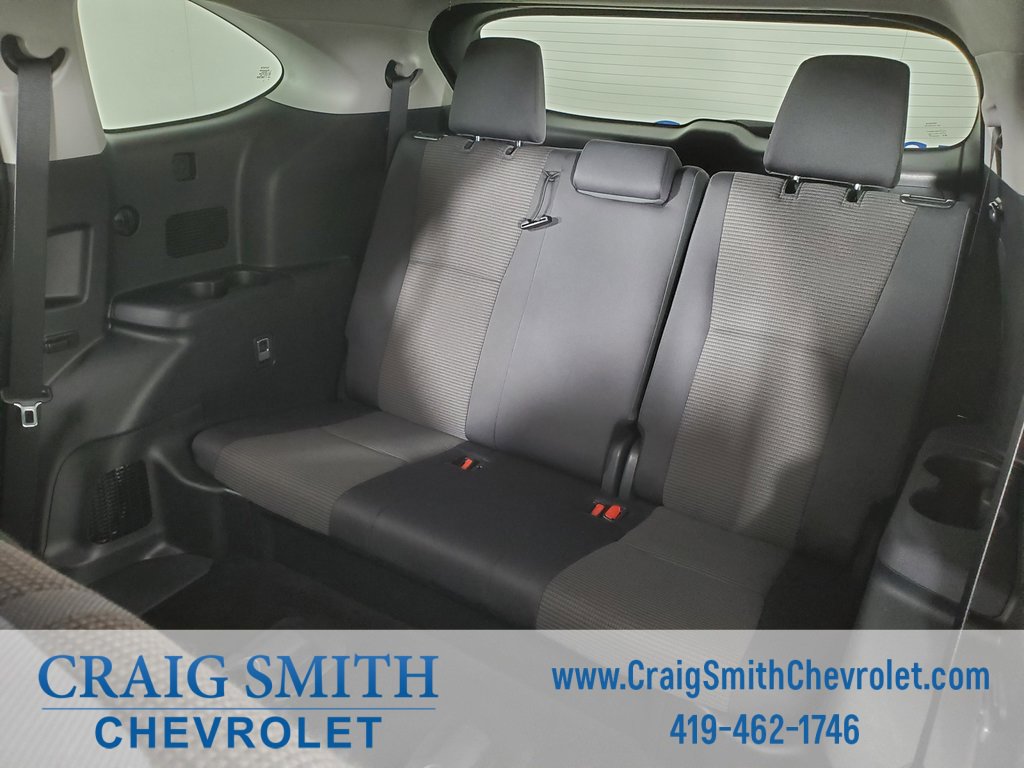 Used 2024 Toyota Highlander LE image 33