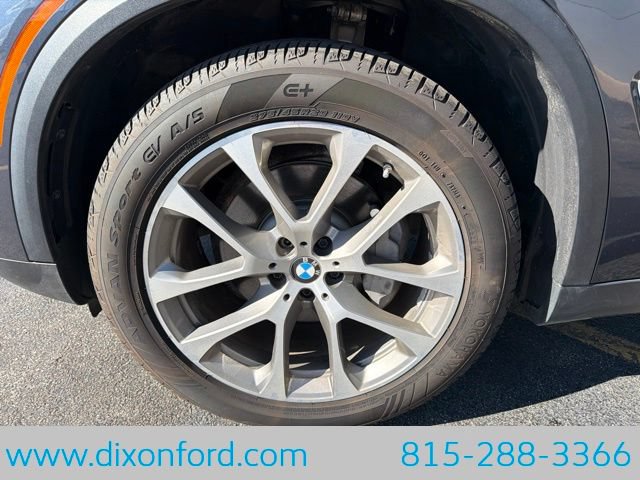 Used 2022 BMW X5 xDrive40i AWD/4WD image 29