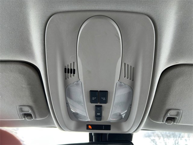 Used 2010 GMC Terrain SLE image 23