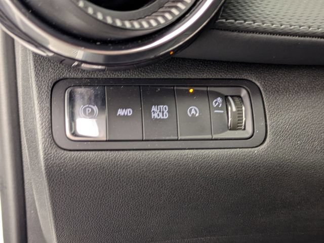 Used 2025 Chevrolet Equinox LT AWD/4WD image 12