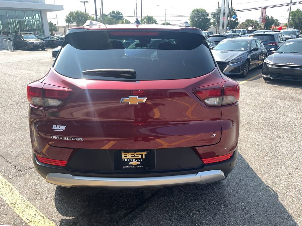 Certified 2024 Chevrolet TrailBlazer LT w/ Driver Confidence Package FWD image 24
