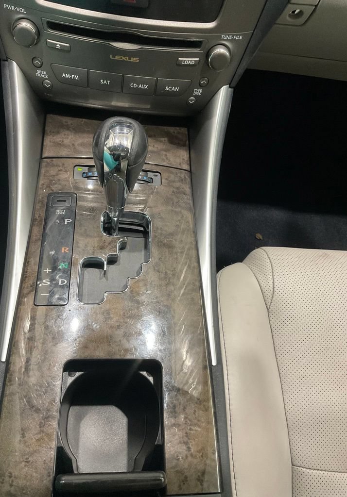 Used 2011 Lexus IS 250 w/ Premium Pkg Value Edition RWD image 19