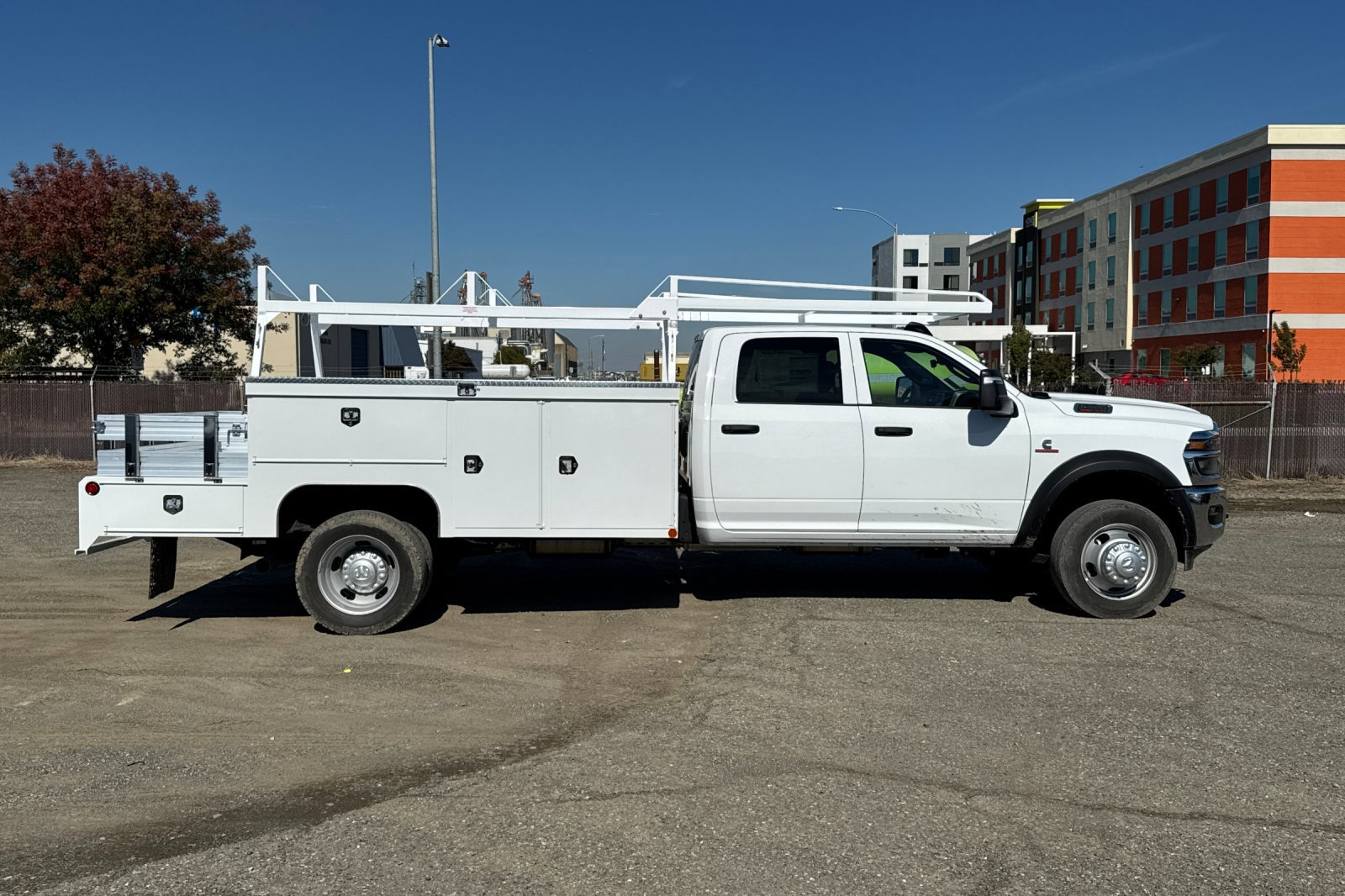 New 2026 RAM 5500 Tradesman w/ Chrome Appearance Group image 2
