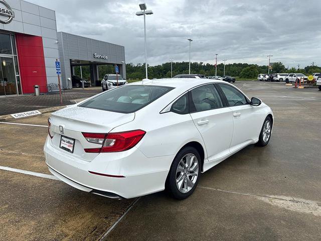 Used 2018 Honda Accord LX image 7