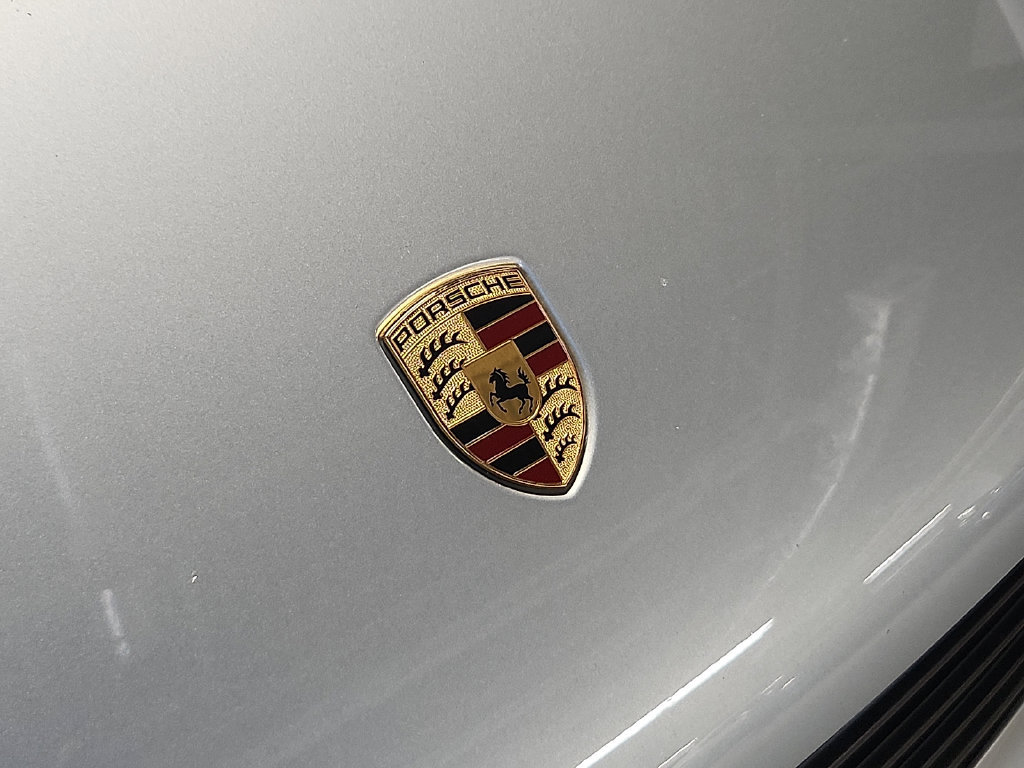 Used 2019 Porsche Macan AWD/4WD image 31