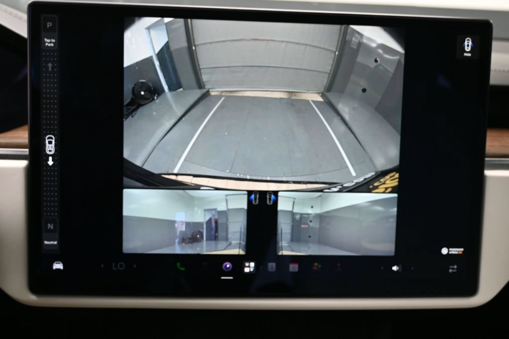 Used 2022 Tesla Model X AWD/4WD image 18
