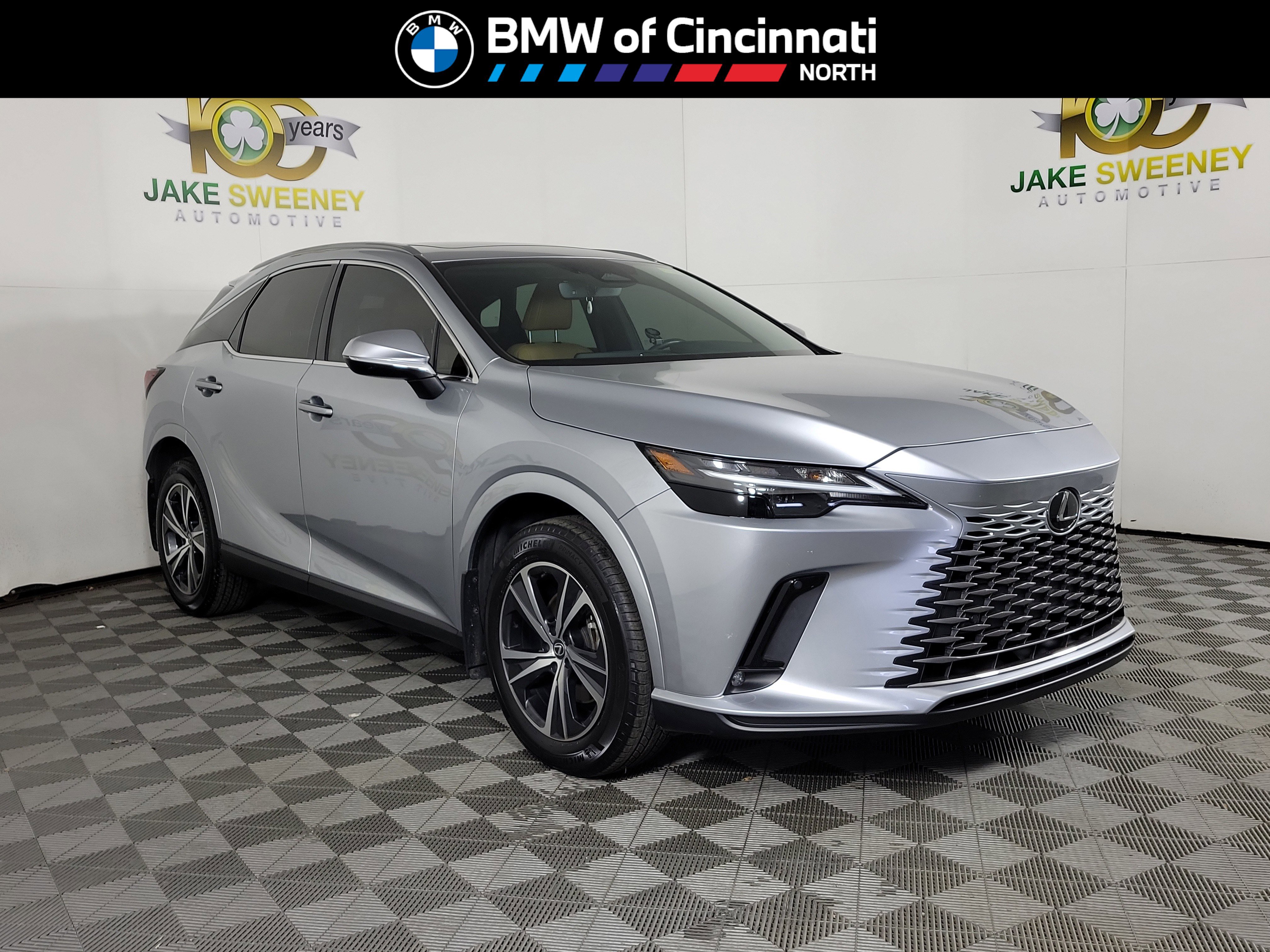 Used 2023 Lexus RX 350h image 1