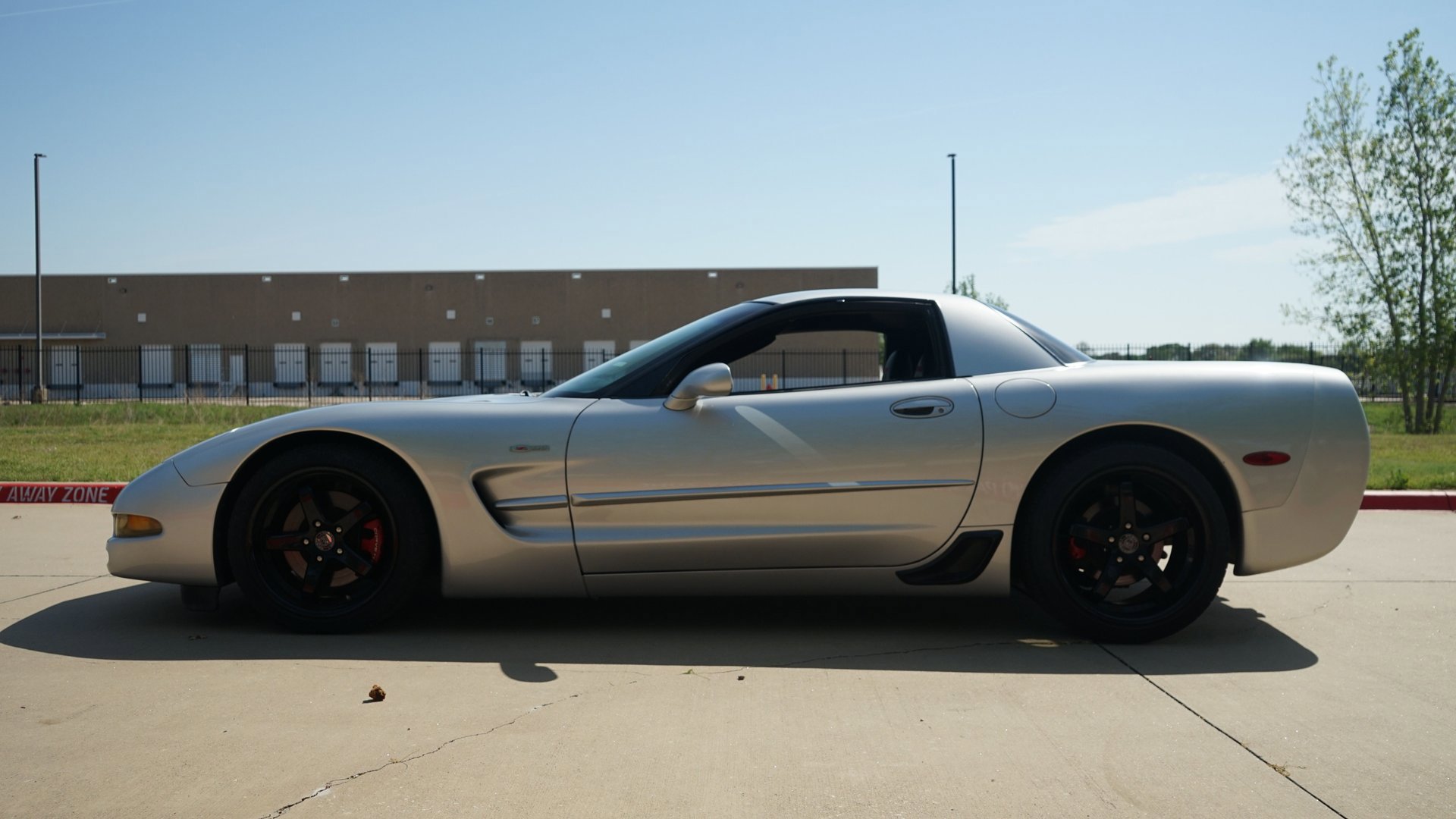 Used 2003 Chevrolet Corvette Z06 w/ Memory Package, 3 Drivers RWD image 6