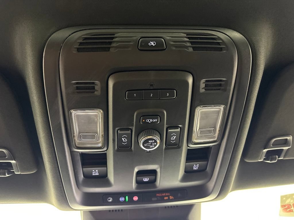 Used 2023 Cadillac Escalade Sport AWD/4WD image 31