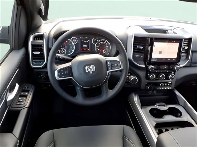 New 2026 RAM 1500 4x4 Crew Cab image 9
