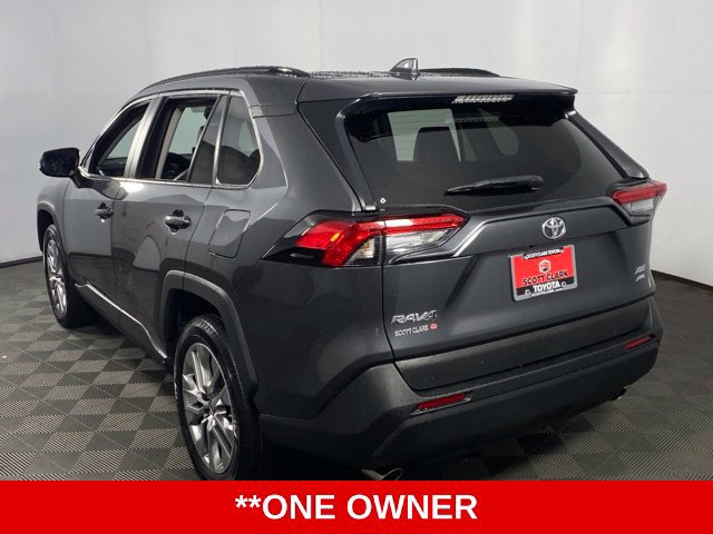 Used 2023 Toyota RAV4 XLE Premium AWD/4WD image 6
