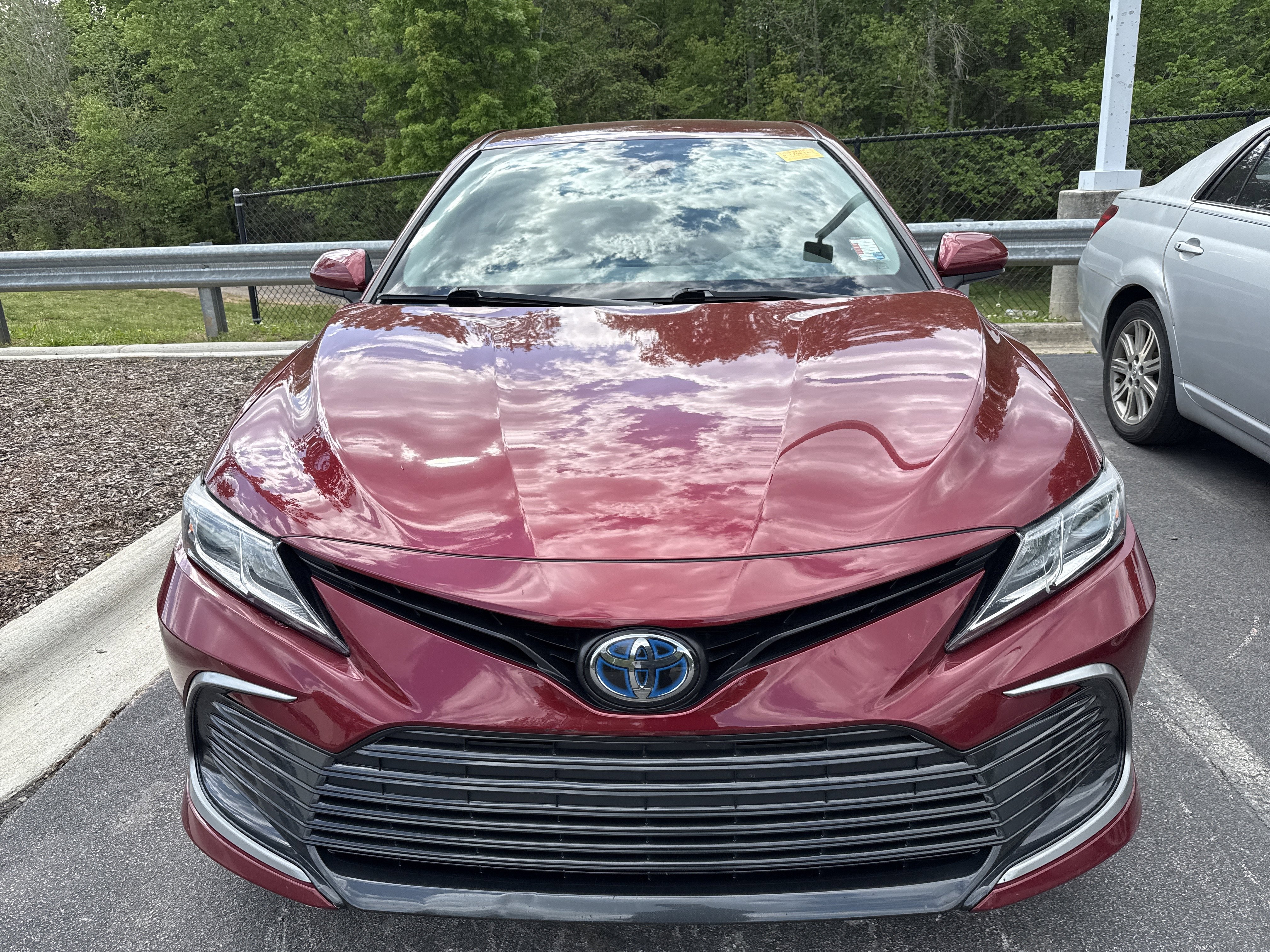 Used 2021 Toyota Camry LE image 38