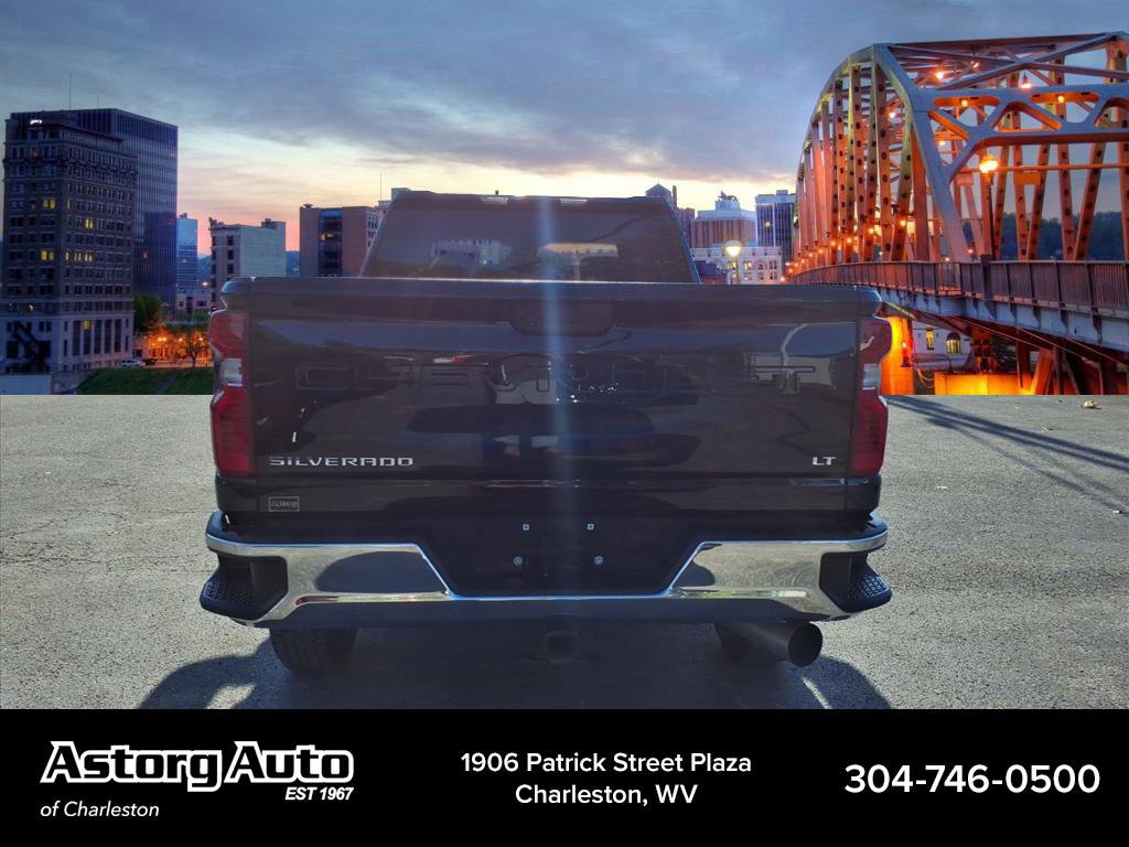 Used 2024 Chevrolet Silverado 2500 LT image 4