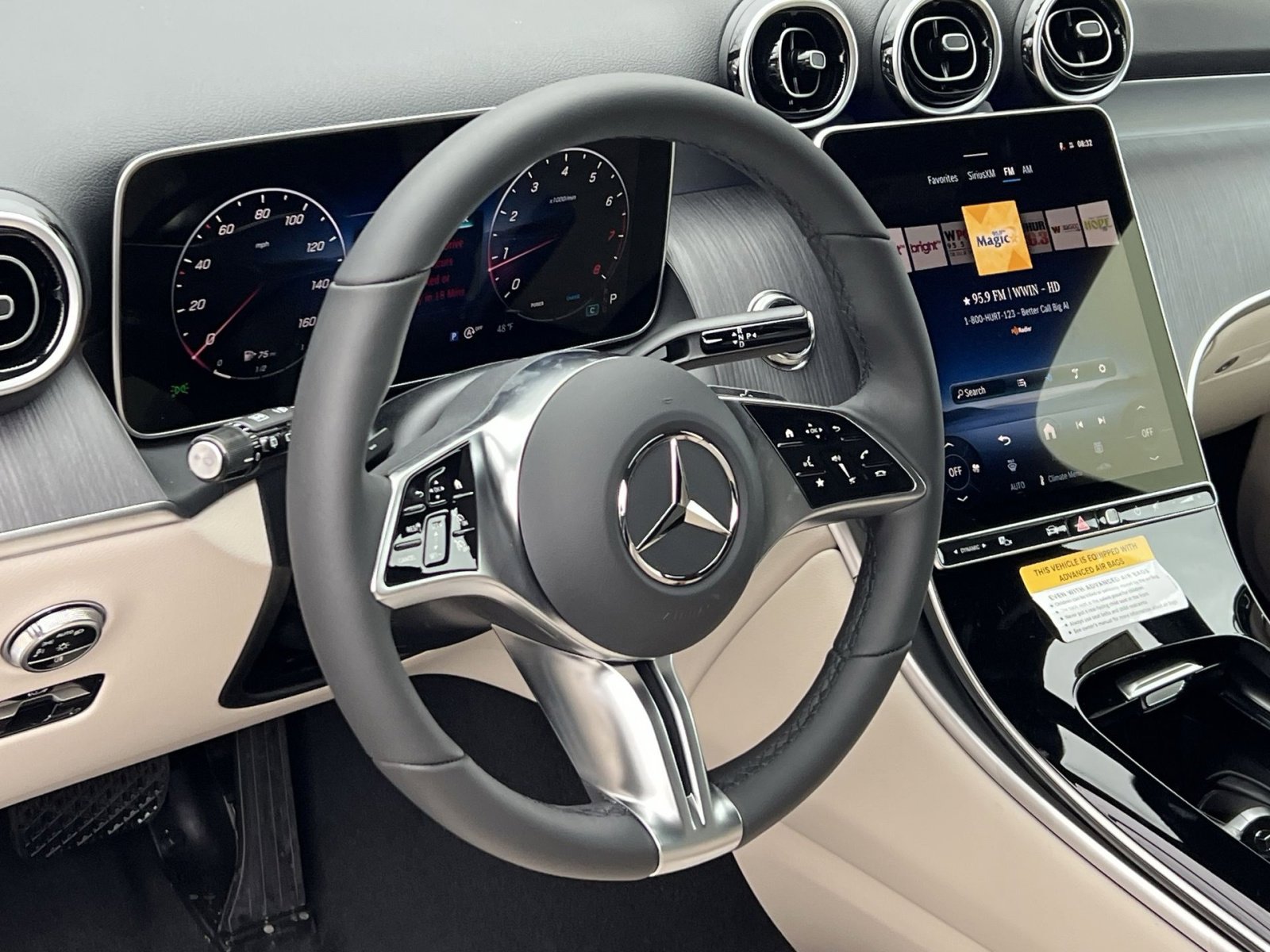 New 2026 Mercedes-Benz GLC 300 4MATIC image 14