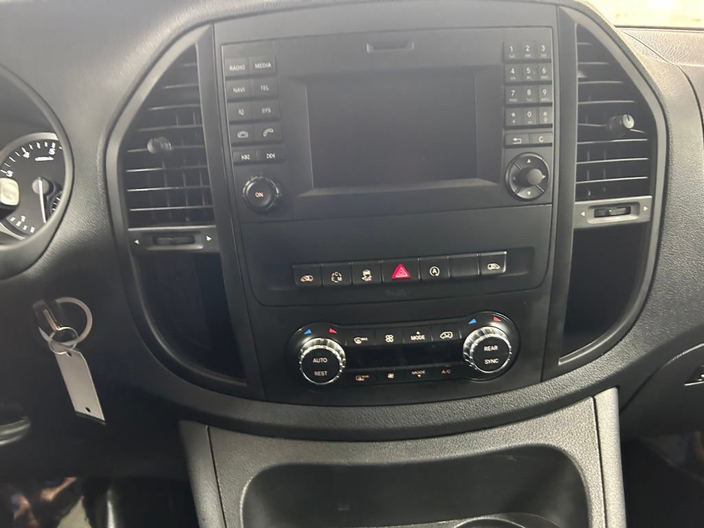 Used 2016 Mercedes-Benz Metris Passenger image 19