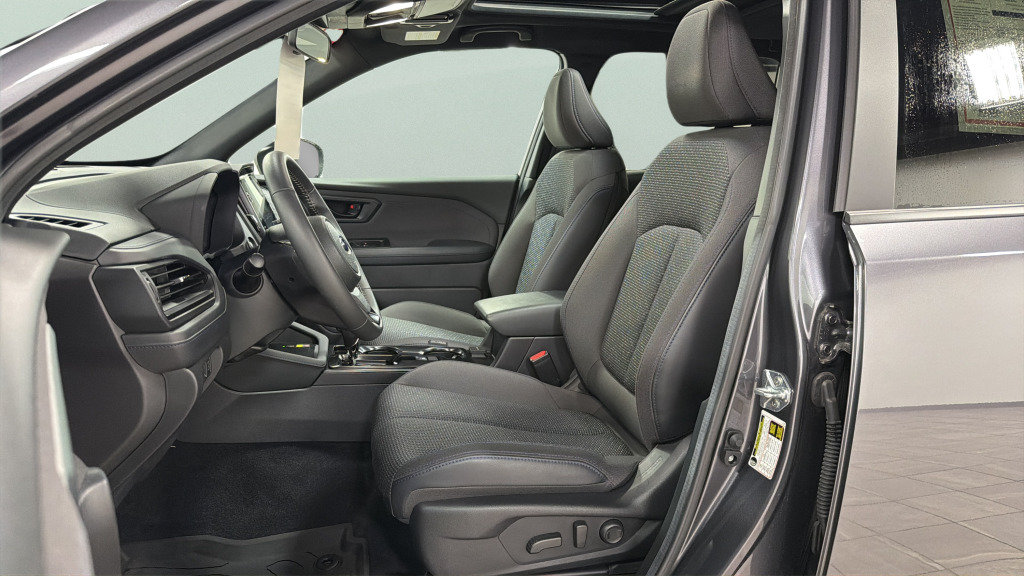 Used 2026 Subaru Forester Premium AWD/4WD image 16