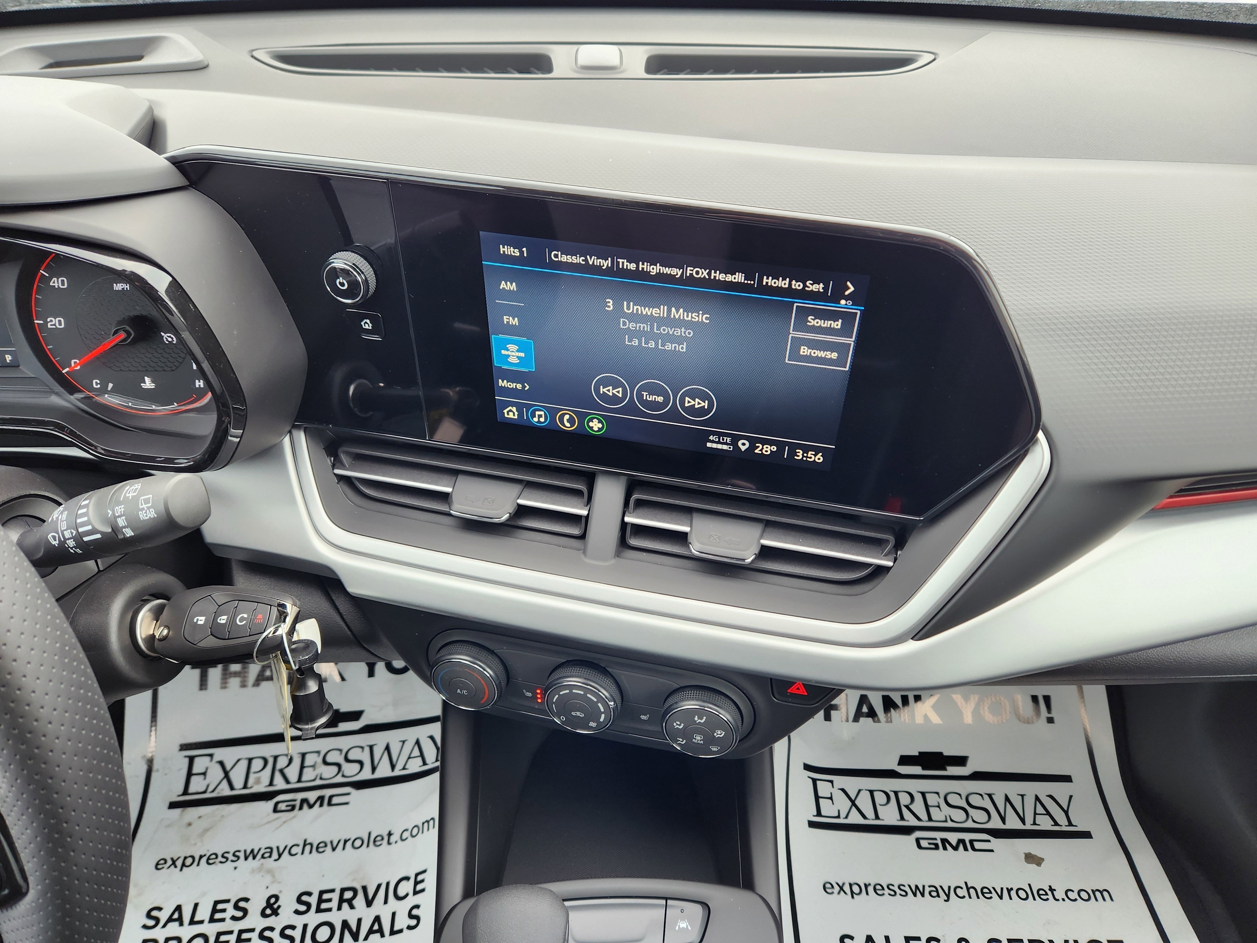 New 2026 Chevrolet Trax RS image 12