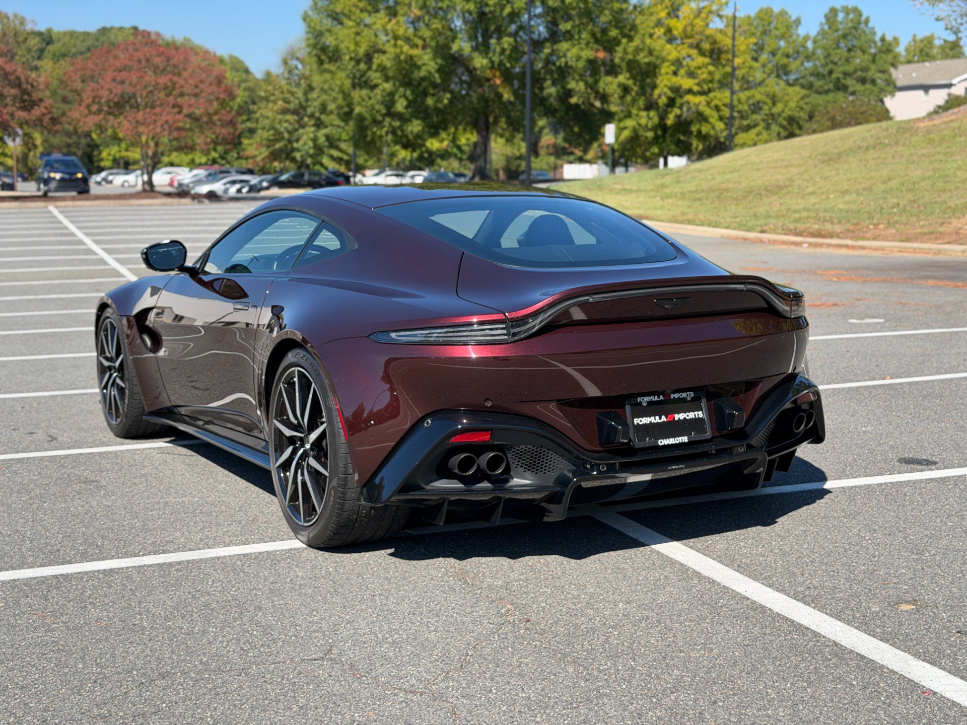 Used 2020 Aston Martin V8 Vantage Coupe RWD image 8