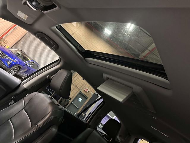 Used 2017 Honda Pilot Touring image 17