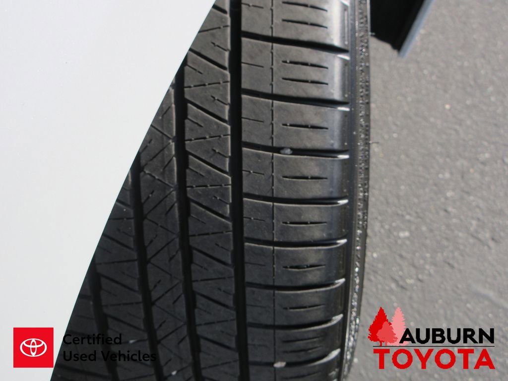 Certified 2025 Toyota Corolla SE w/ Convenience Package image 4