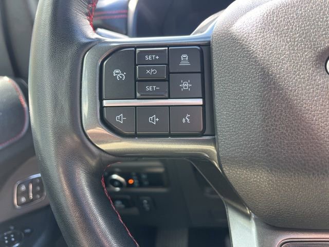 Used 2023 Ford Expedition Limited image 29