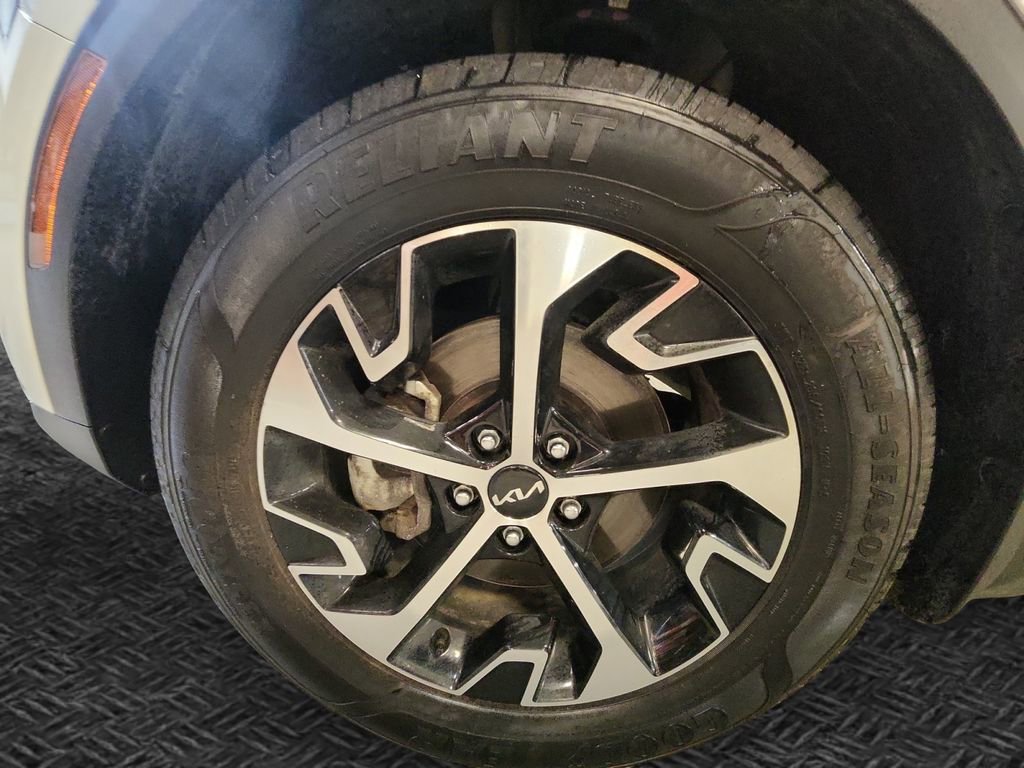 Used 2023 Kia Sportage EX w/ EX Premium Package image 10