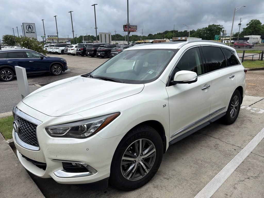 Used 2020 INFINITI QX60 Luxe w/ Essential Package