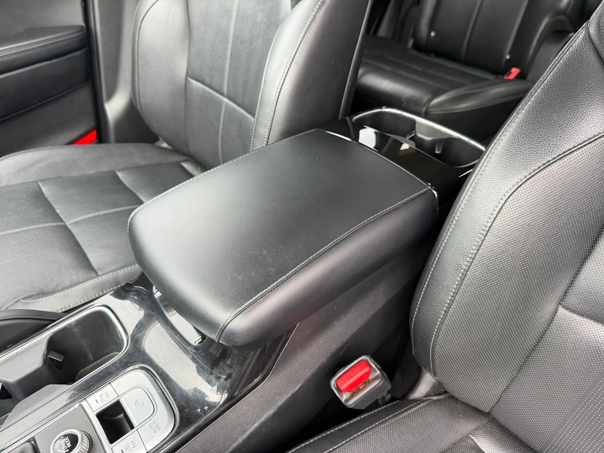 Used 2021 Kia Telluride EX w/ EX Premium Package FWD image 17