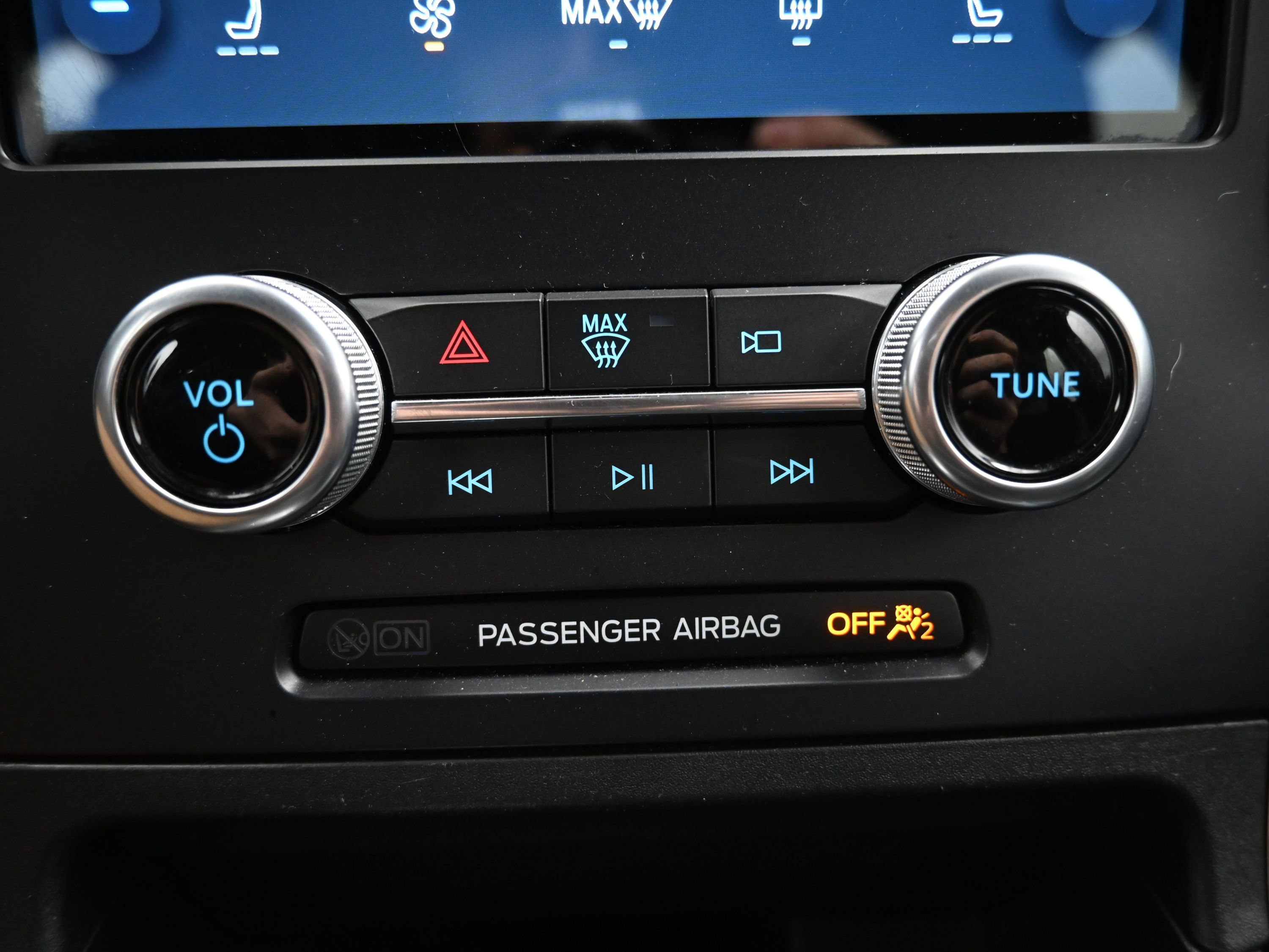 Used 2021 Ford Edge ST AWD/4WD image 17