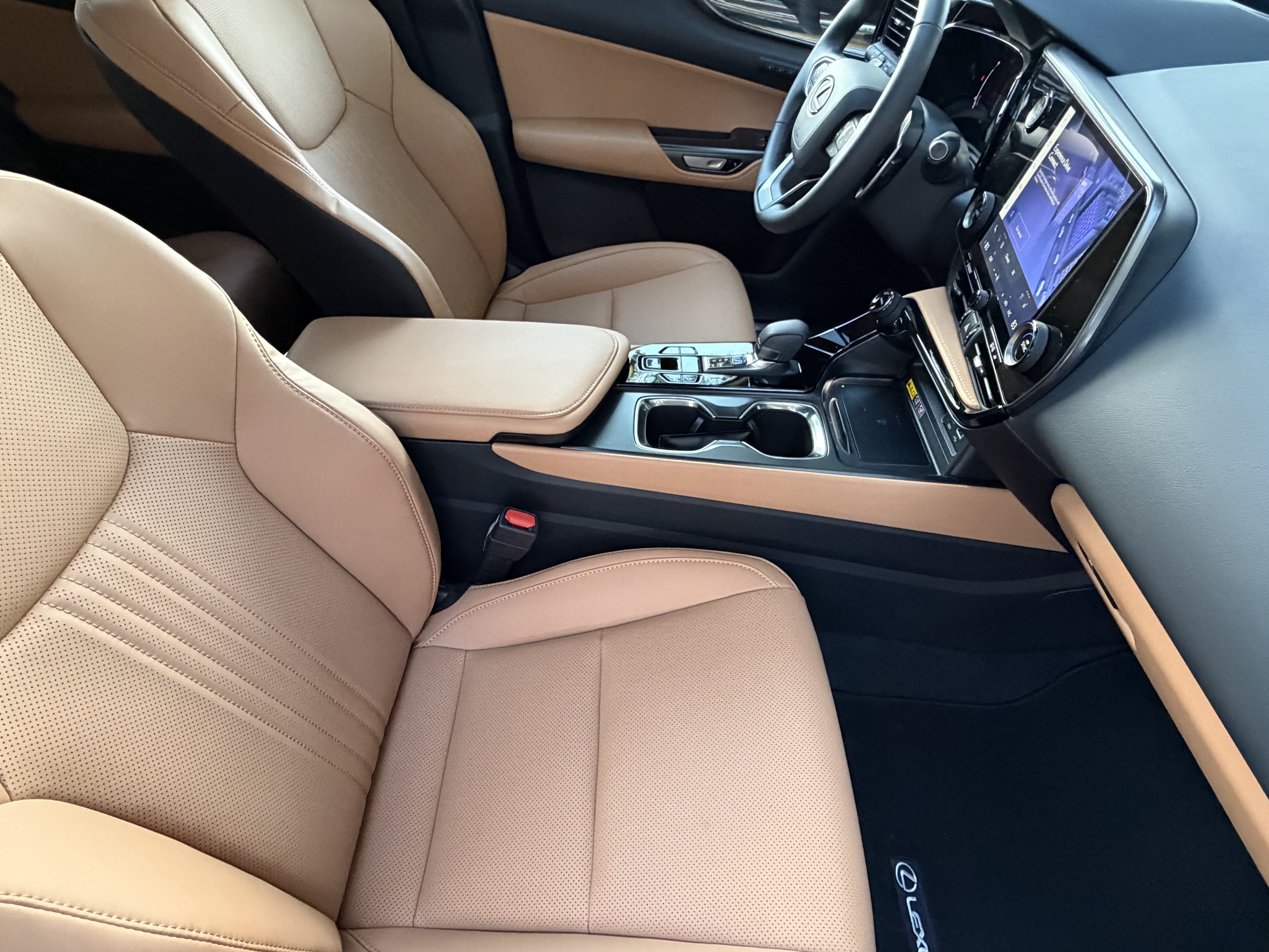 Certified 2026 Lexus NX 350 AWD w/ Accessory Package (2T) image 40