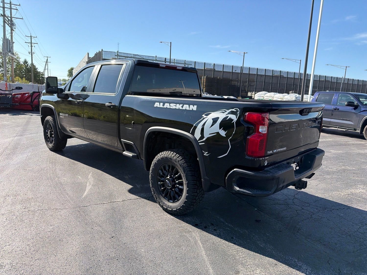 Used 2022 Chevrolet Silverado 3500 W/T AWD/4WD image 6