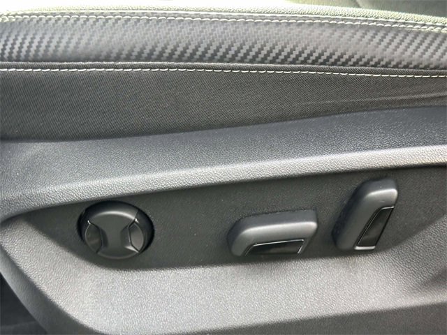 Certified 2021 Volkswagen Atlas Cross Sport SE image 20