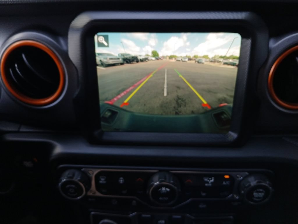 Used 2023 Jeep Gladiator Mojave w/ LED Lighting Group AWD/4WD image 9