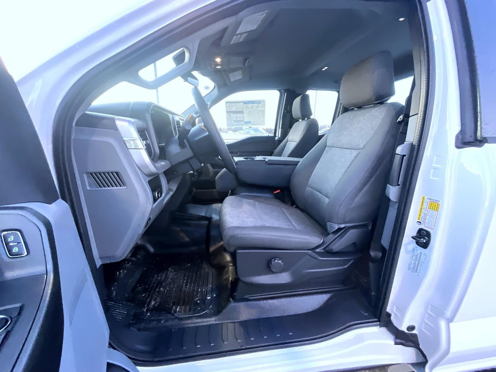 New 2026 Ford F250 XL w/ XL Chrome Package image 9