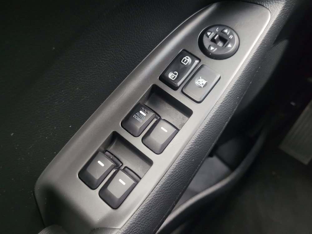 Used 2018 Kia Forte LX image 27