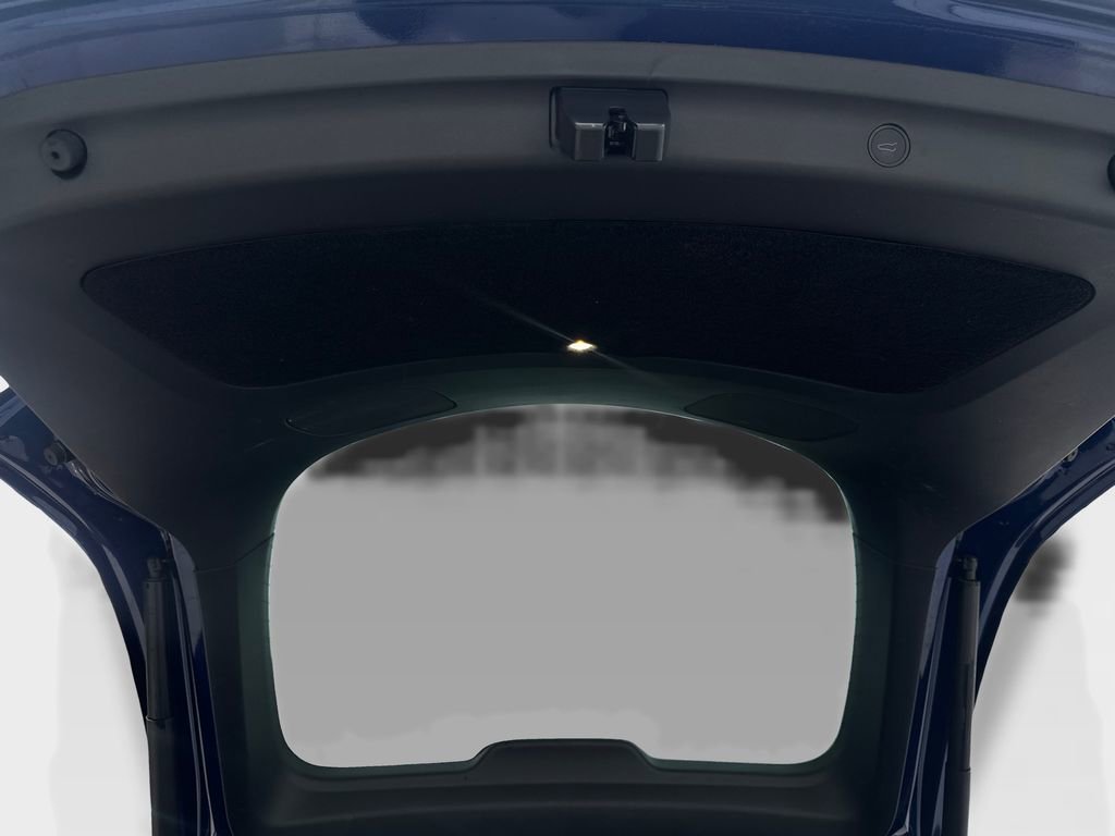 Used 2024 Tesla Model Y Long Range image 79