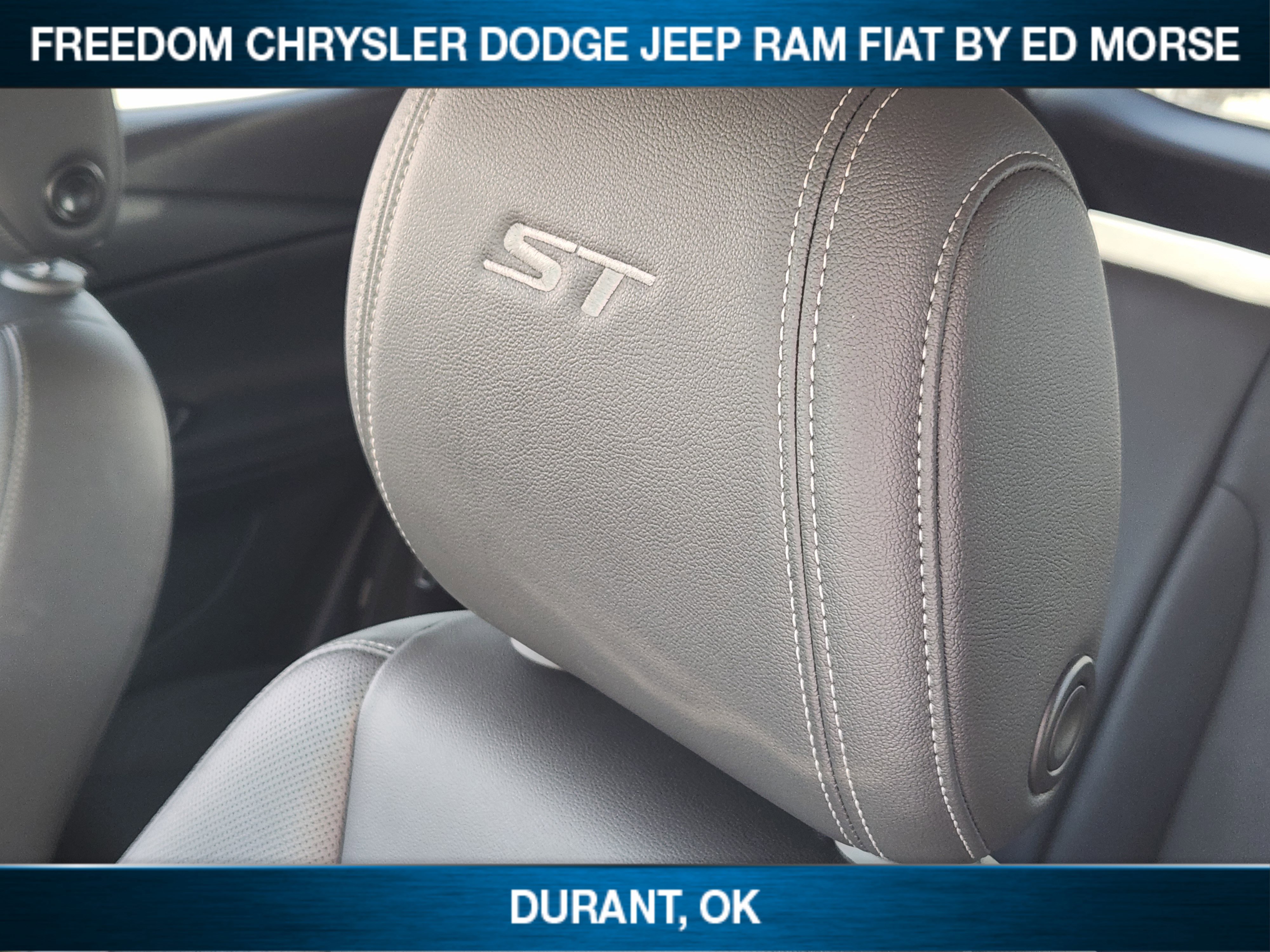 Used 2024 Buick Encore GX Sport Touring image 12