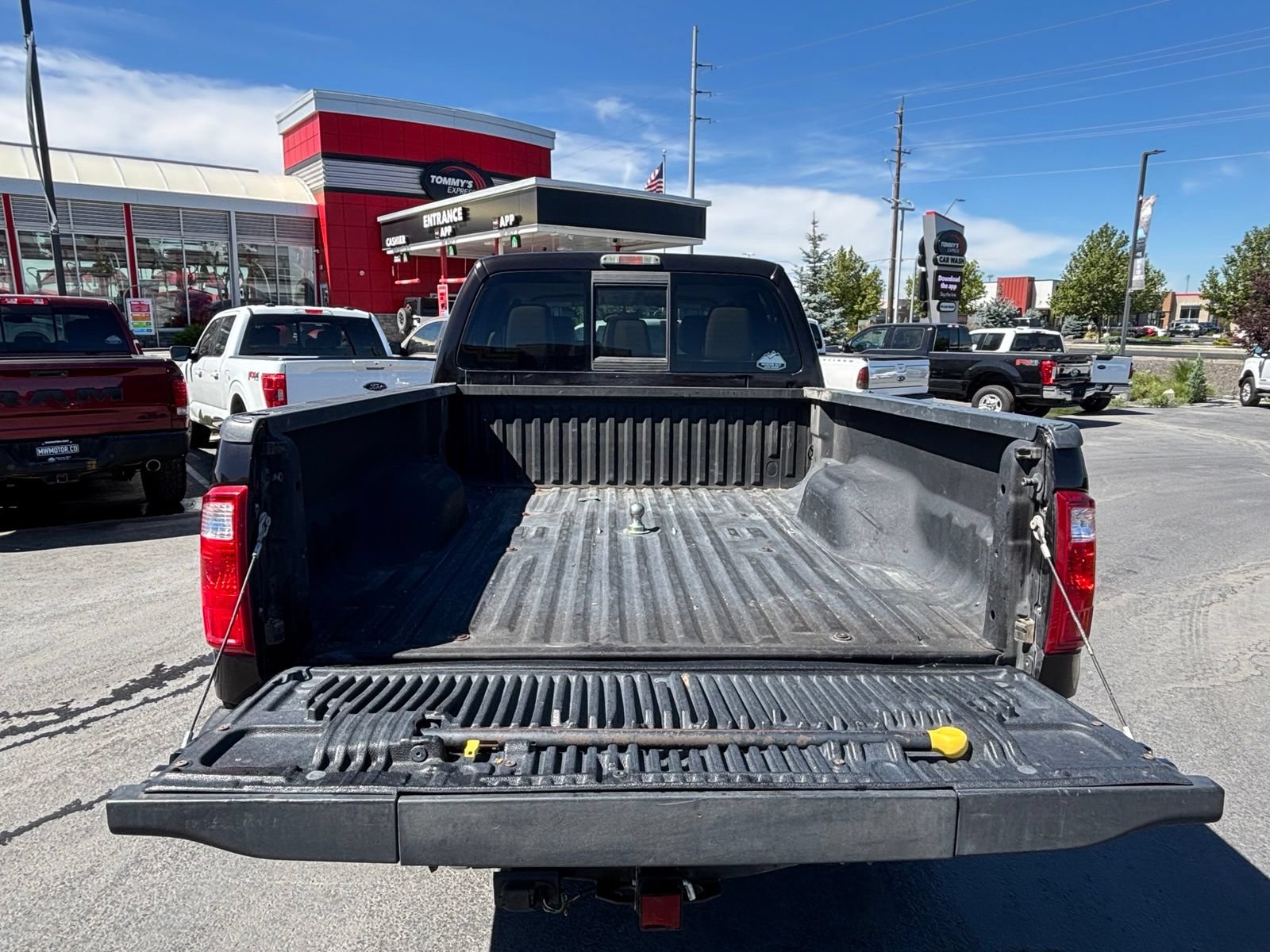 Used 2014 Ford F350 Lariat w/ FX4 Off-Road Package AWD/4WD image 11