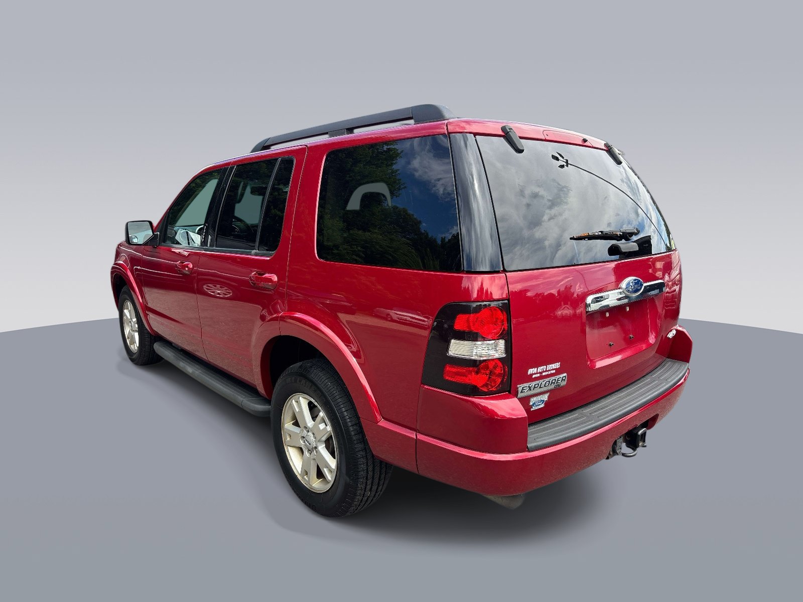 Used 2010 Ford Explorer XLT AWD/4WD image 5