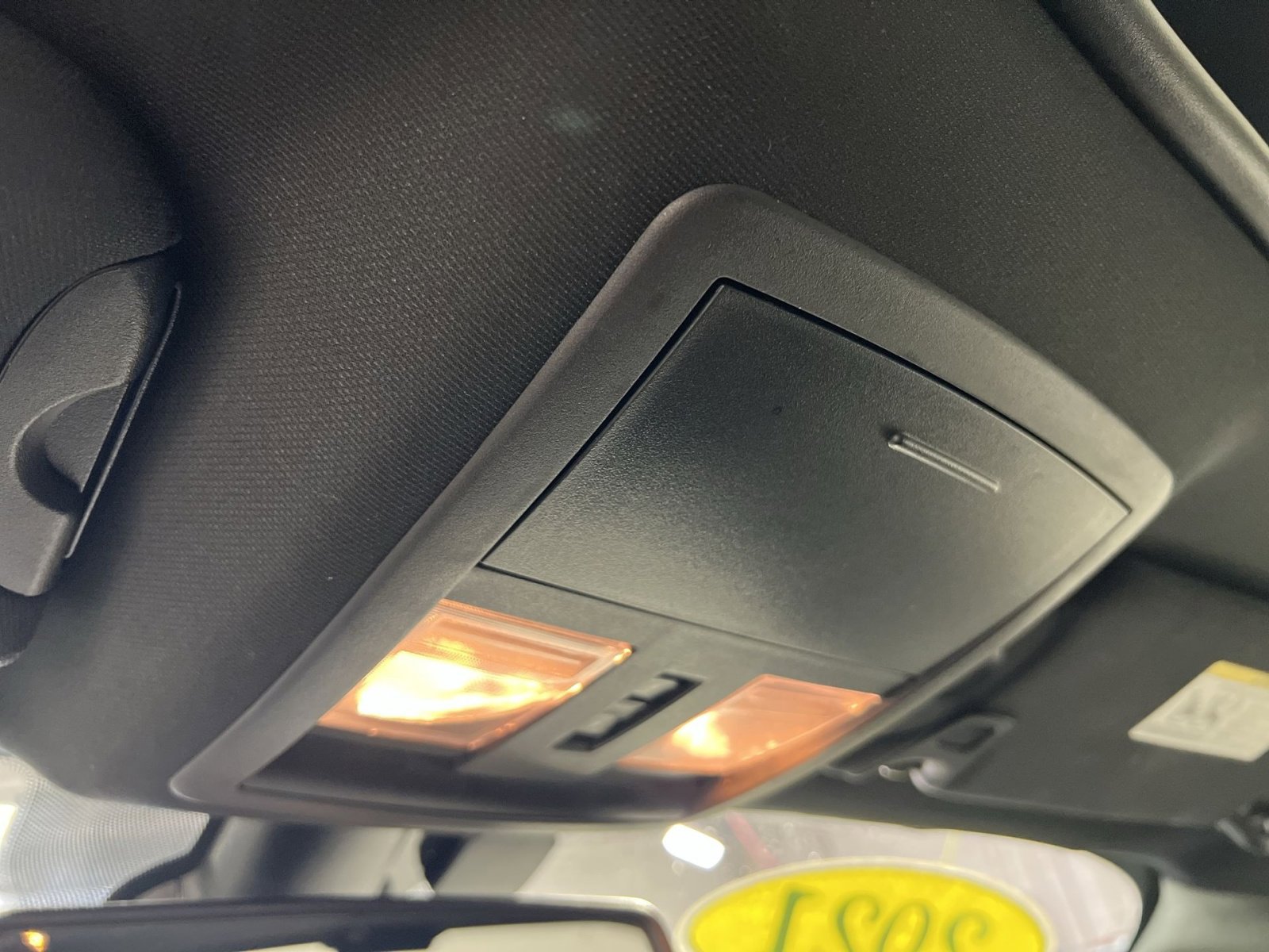 Used 2021 Dodge Challenger SXT image 33