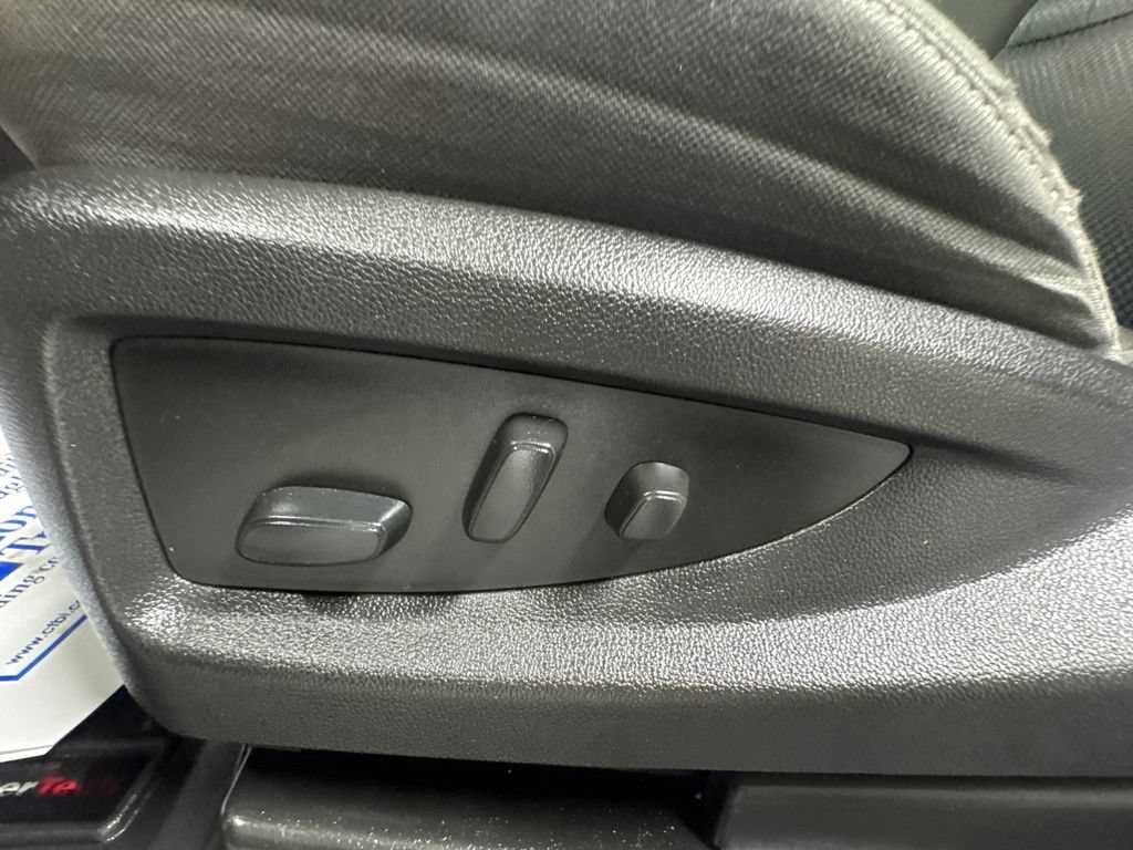 Used 2018 GMC Sierra 1500 2WD Regular Cab image 11