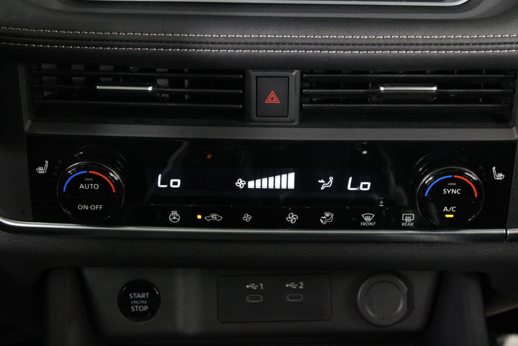 Certified 2024 Nissan Rogue SV w/ SV Premium Package FWD image 23