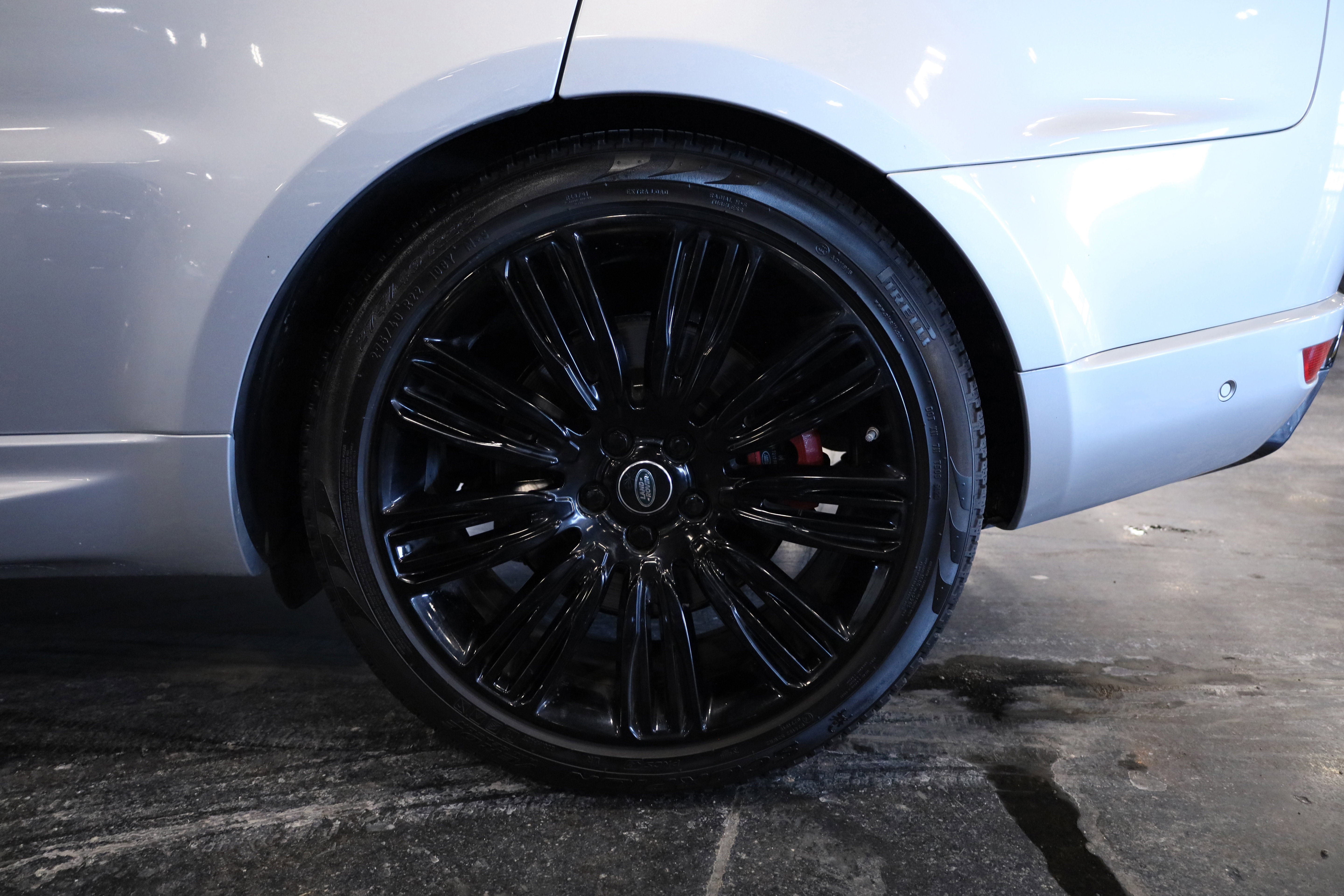 Used 2020 Land Rover Range Rover Sport HSE Dynamic image 12