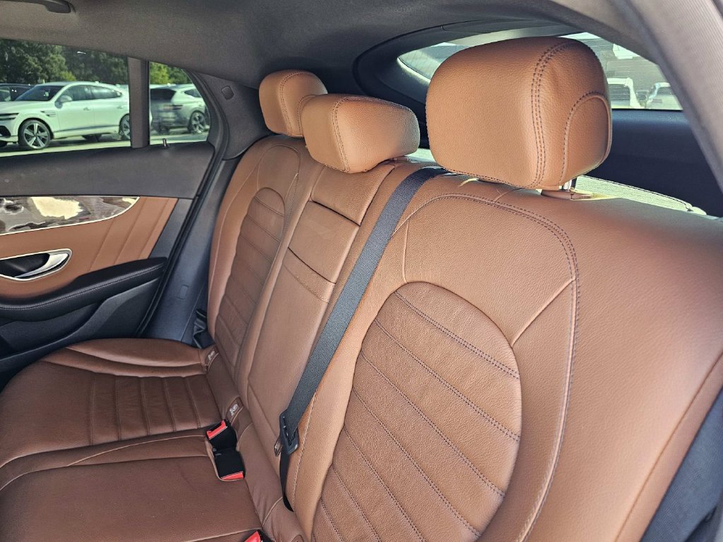 Used 2021 Mercedes-Benz GLC 300 4MATIC Coupe w/ AMG Line image 38