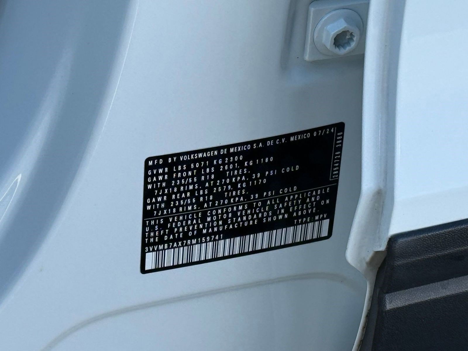 Used 2024 Volkswagen Tiguan SE w/ Panoramic Sunroof Package image 20