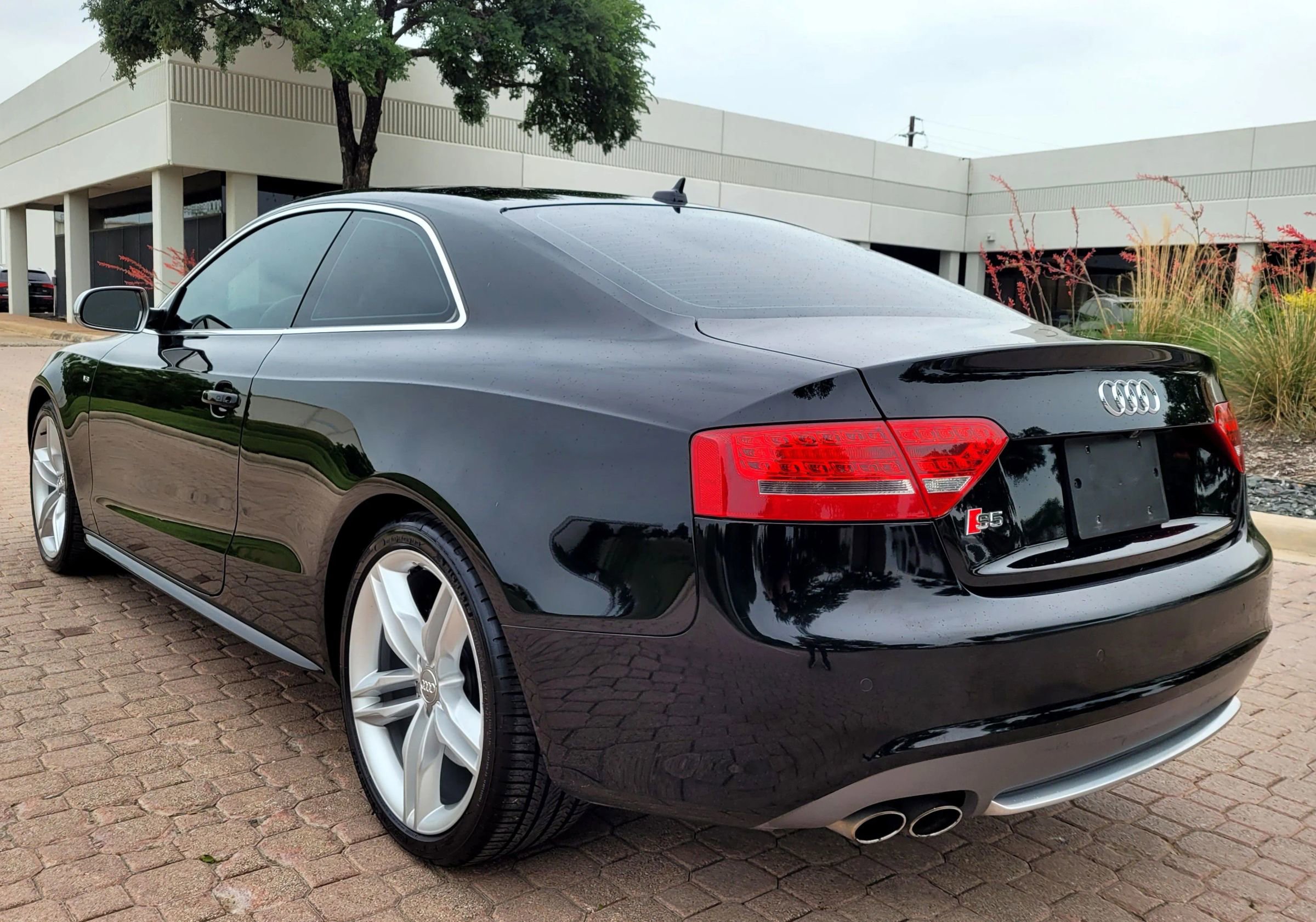Used 2010 Audi S5 Premium Plus AWD/4WD image 5