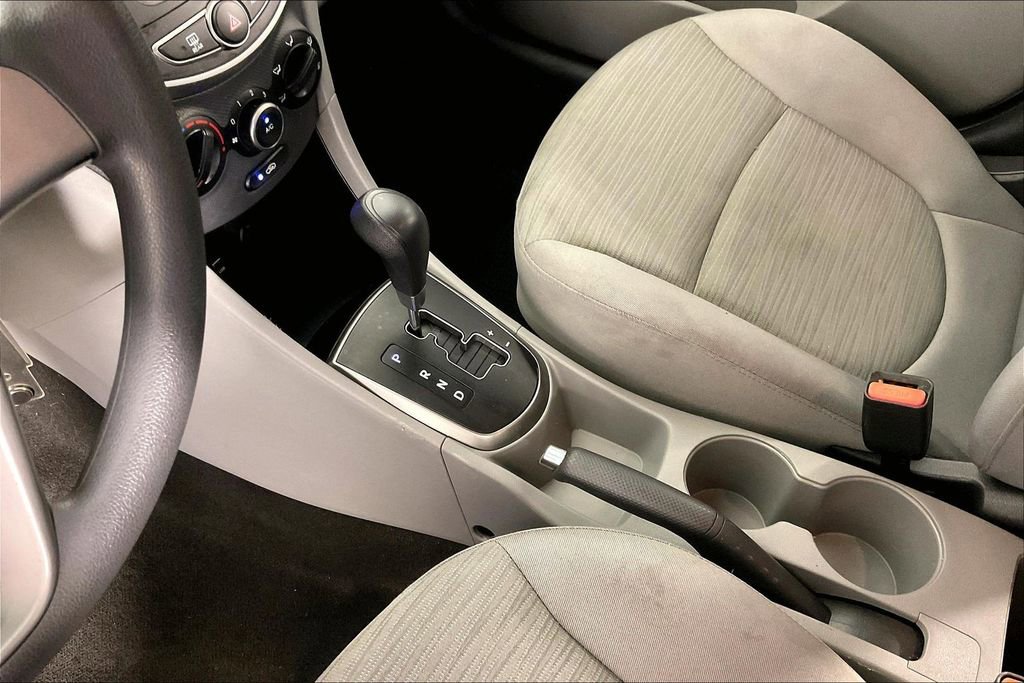Used 2017 Hyundai Accent SE image 19