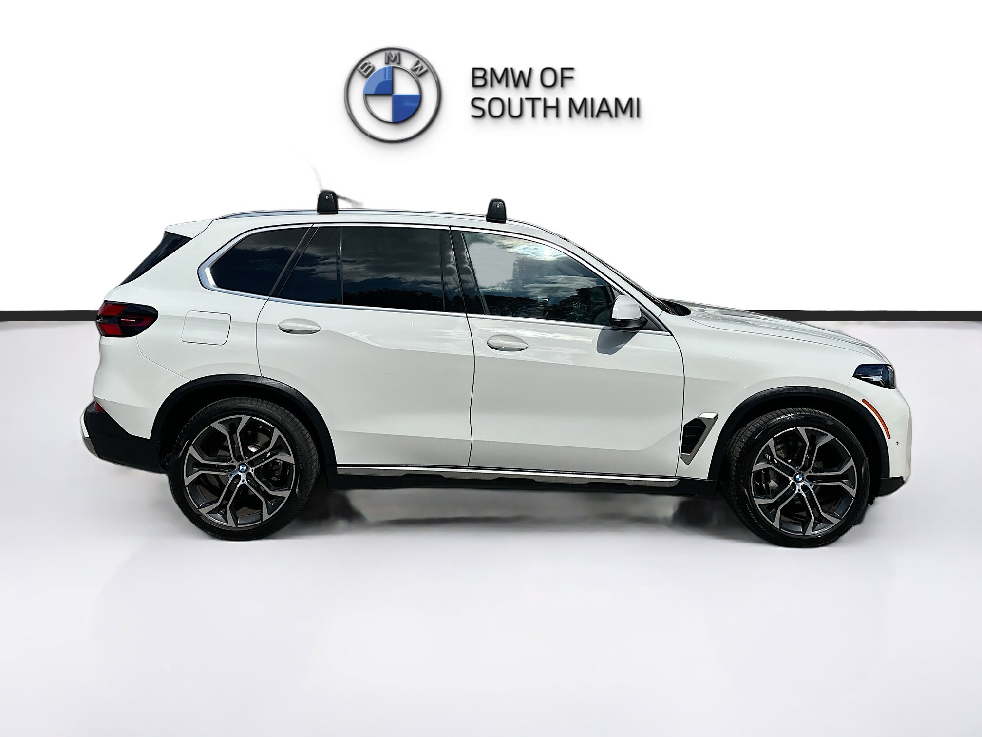 Certified 2024 BMW X5 xDrive40i w/ Parking Assistance Package image 6
